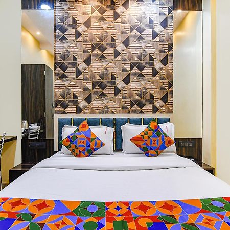 Fabhotel Royal Park Inn - Nr Eden Garden Stadium Calcutta Exteriör bild